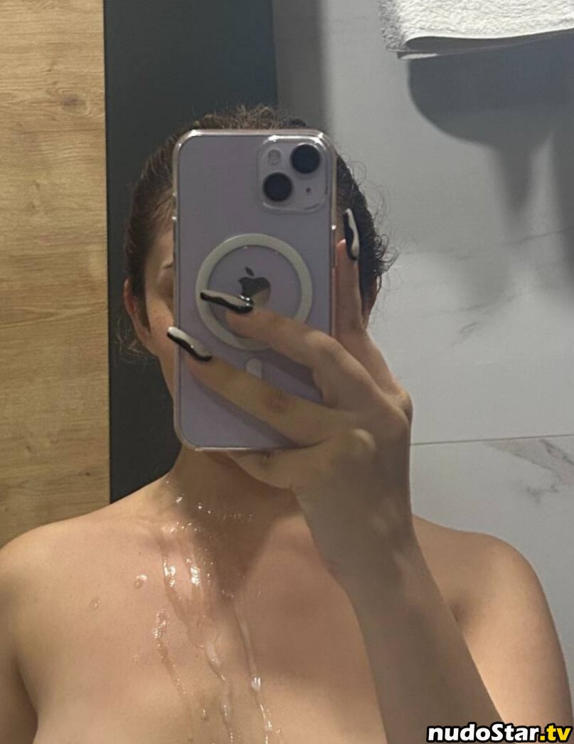 Aşkonuz Elanur / askonuzelanur Onlyfans fotoğrafı