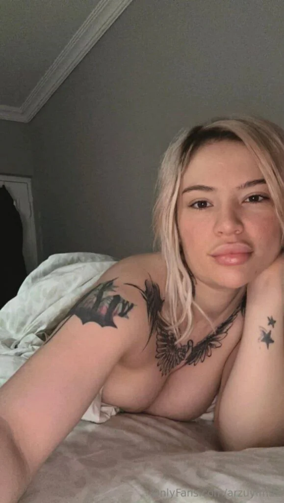 Arzu Yılmaz Onlyfans fotoğraf